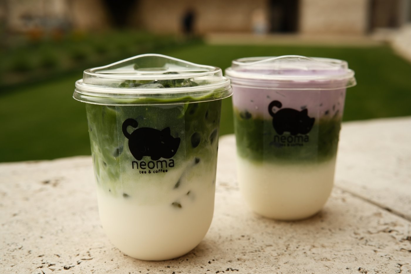 Neoma pop-up cart